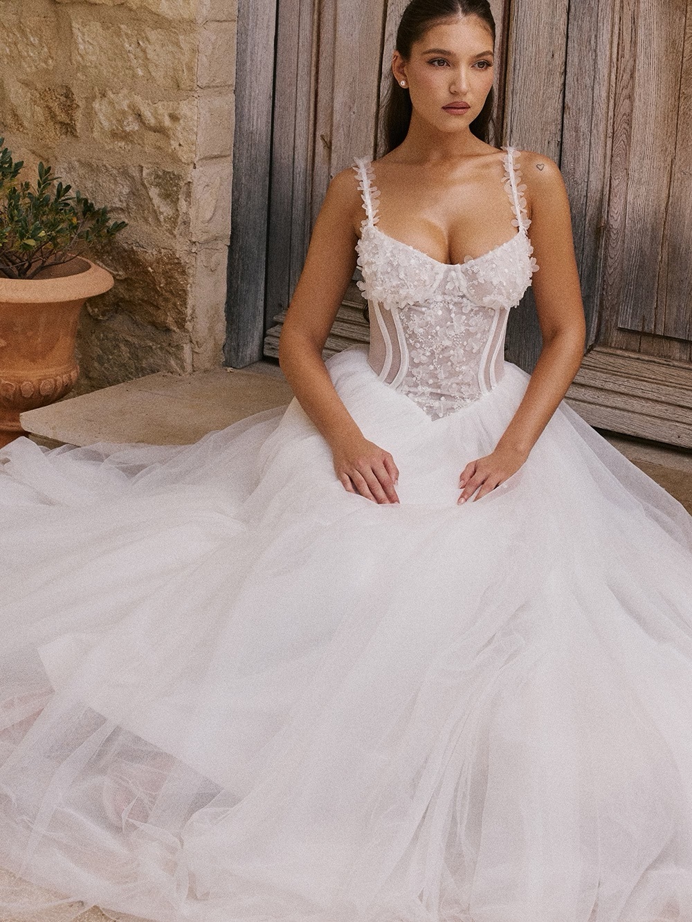 HOUSE OF CB 'Nathalie' White Floral Lace Tulle Bridal Gown NWOT - Picture 7 of 10